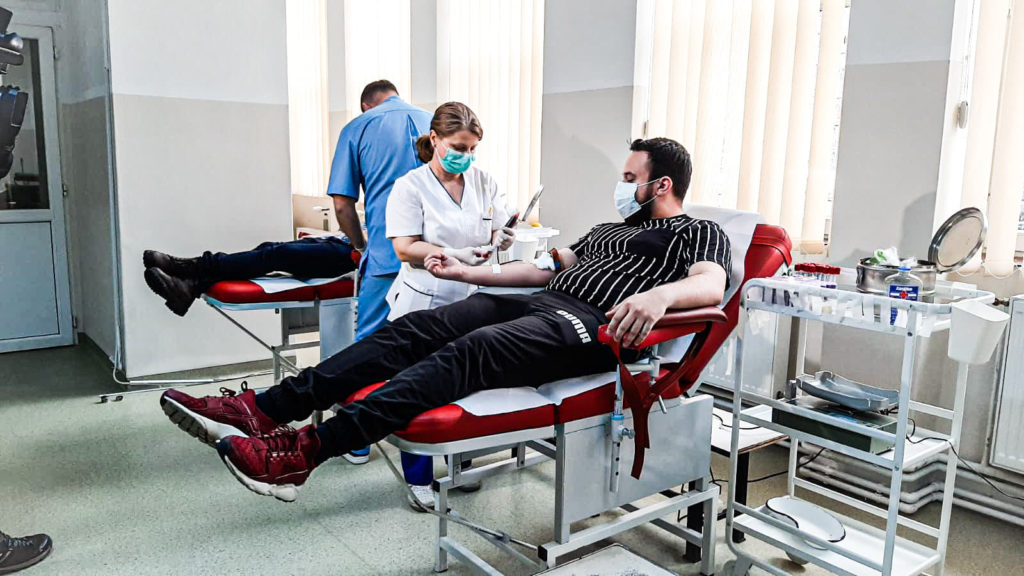 Bolnavii din spitale au nevoie de donatori de sânge. Apel de solidaritate al medicilor de la Centrul de Transfuzie Craiova 1 90657701 145481943492831 6847941572374298624 n