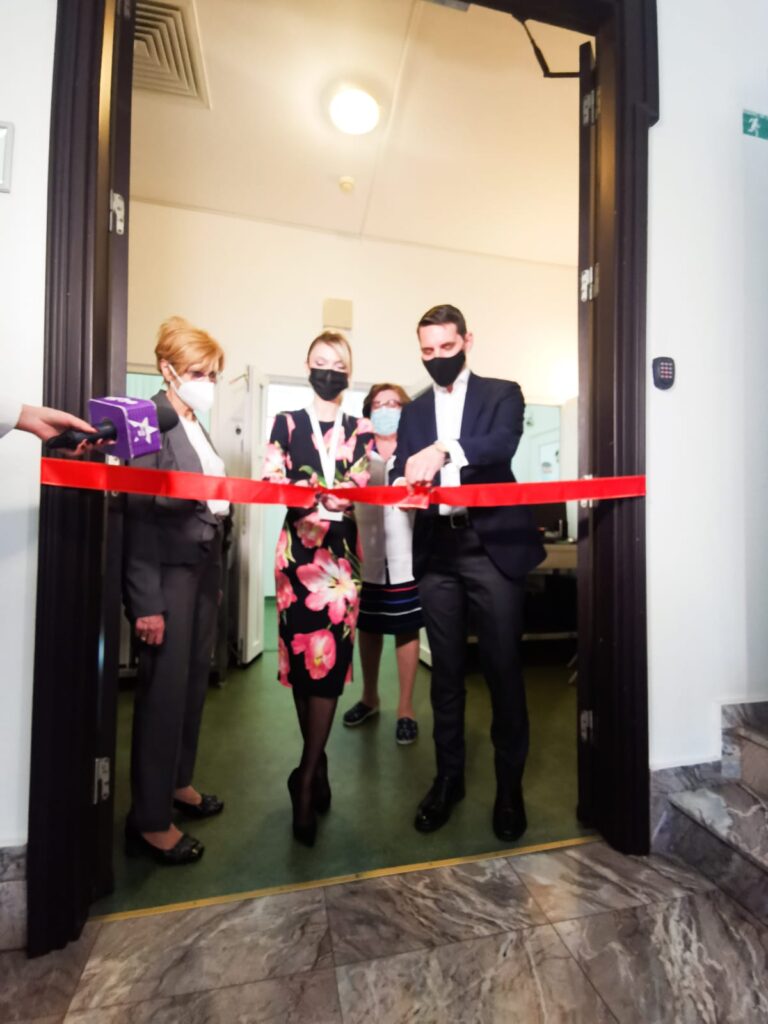 f2960e7f a684 4983 b655 1807423e8203