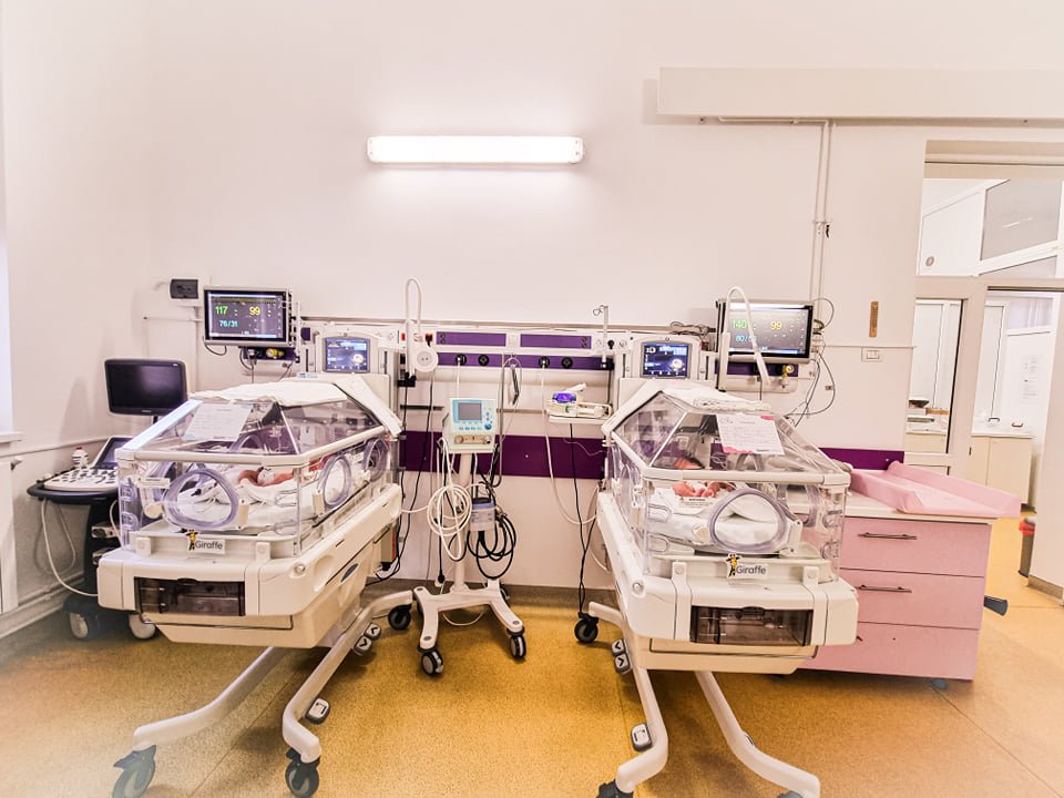 Sistemul de monitorizare care salvează vieți. Neonatologia de la Spitalul Filantropia Craiova dotată ca în clinicile din Occident 3 267460334 1847606605413104 4586754543917047877 n