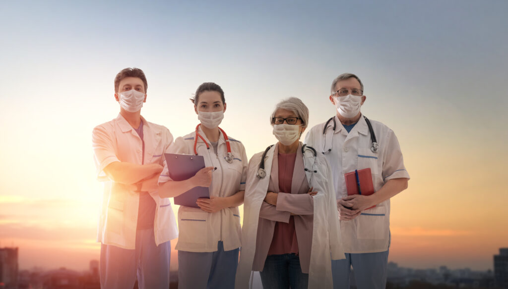 team of doctors wearing facemasks during coronavir 2021 08 29 13 38 34 utc