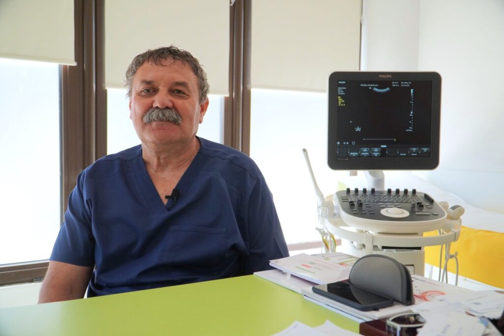 (Video)Prof.univ.dr. Paul Mitruț a tratat peste 1.000 de pacienți cu hepatită C, cu cea mai nouă terapie la nivel mondial 1 287415416 3151224651797075 4796601395413176968 n