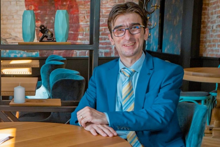 232000736 253016799988825 3816278133741774646 n