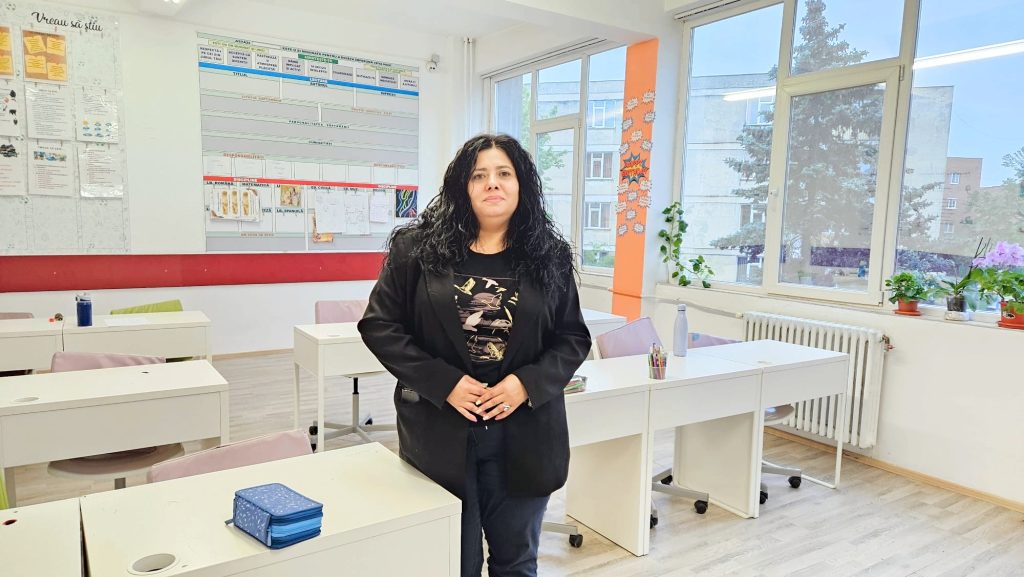 Cunoaște-ți învățătorul. Narcisa Călinescu, învățătoarea care pune elevii pe drumul spre SUCCES 1 inbound4110157757859756825